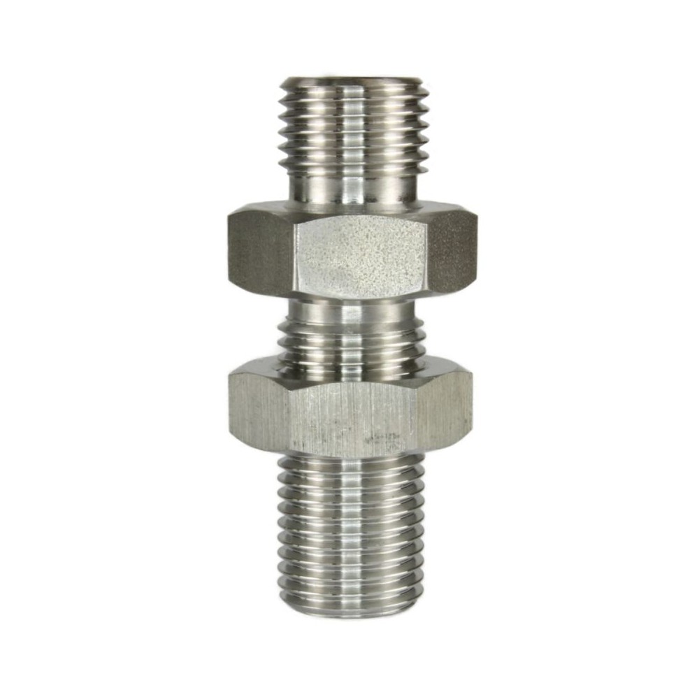 Male to male stainless steel bulkhead fitting and locknut