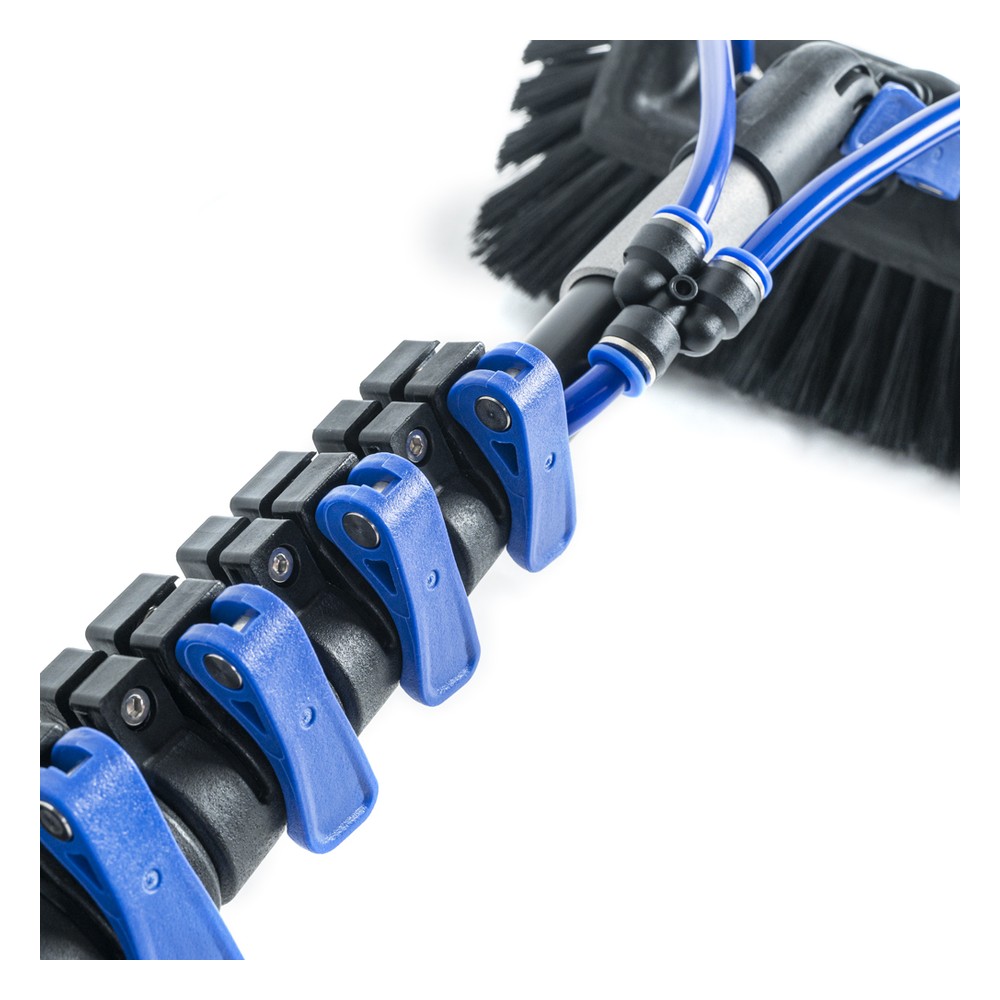 Solar panel wash brush with 6 metre telescopic lance and filter
